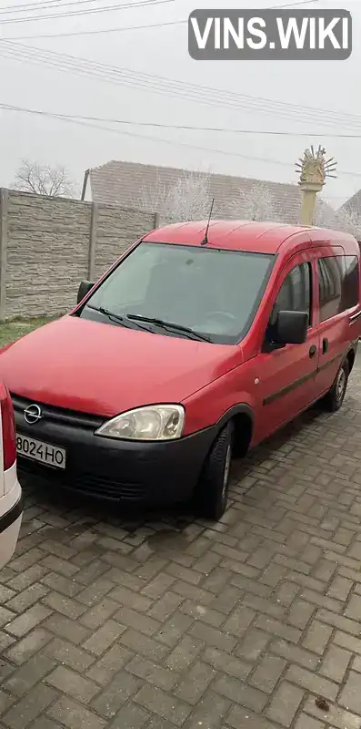 Минивэн Opel Combo 2005 1.3 л. Ручная / Механика обл. Закарпатская, location.city.solotvyno - Фото 1/5