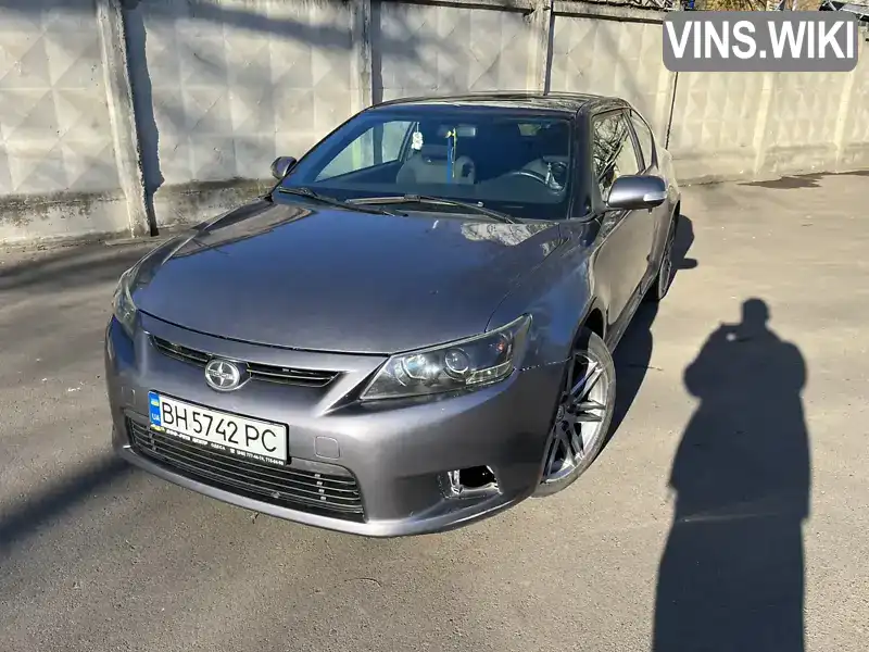 JTKJF5C72C3040990 Scion tC 2012 Седан 2.5 л. Фото 2