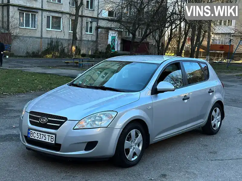 Хетчбек Kia Ceed 2008 1.58 л. Ручна / Механіка обл. Вінницька, Вінниця - Фото 1/18