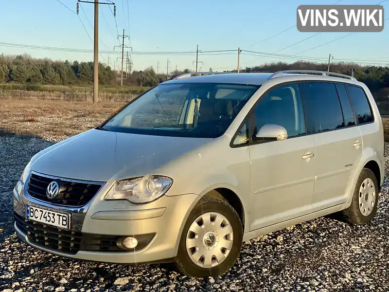 Минивэн Volkswagen Touran 2008 1.39 л. Автомат обл. Львовская, Новояворовск - Фото 1/21