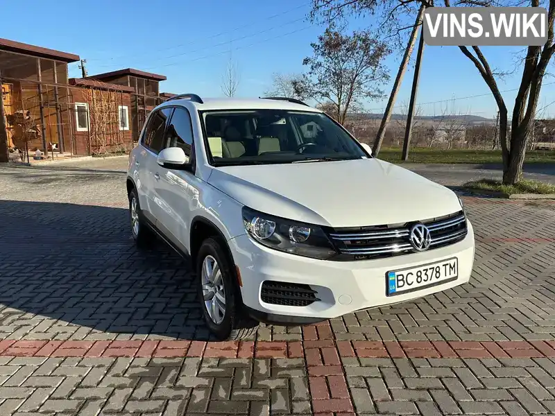 Внедорожник / Кроссовер Volkswagen Tiguan 2016 1.98 л. Автомат обл. Львовская, Золочев - Фото 1/17