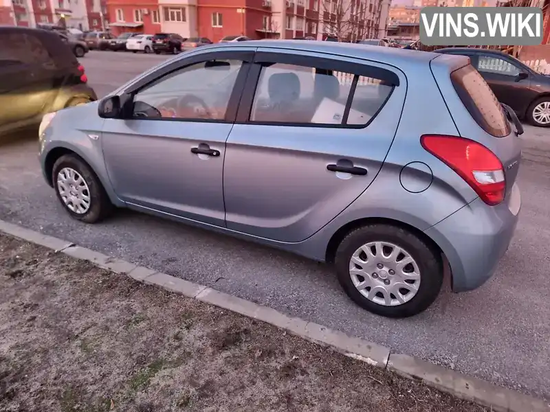 Хетчбек Hyundai i20 2010 1.25 л. Ручна / Механіка обл. Харківська, Харків - Фото 1/8