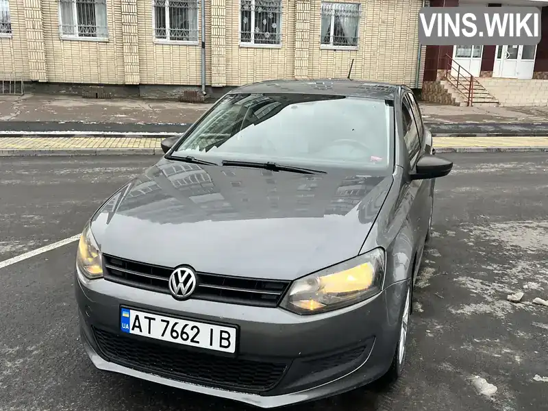 Хетчбек Volkswagen Polo 2010 1.6 л. Ручна / Механіка обл. Житомирська, Звягель - Фото 1/8