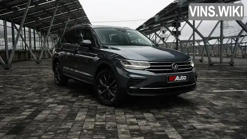 Позашляховик / Кросовер Volkswagen Tiguan 2021 1.98 л. Автомат обл. Закарпатська, Ужгород - Фото 1/21