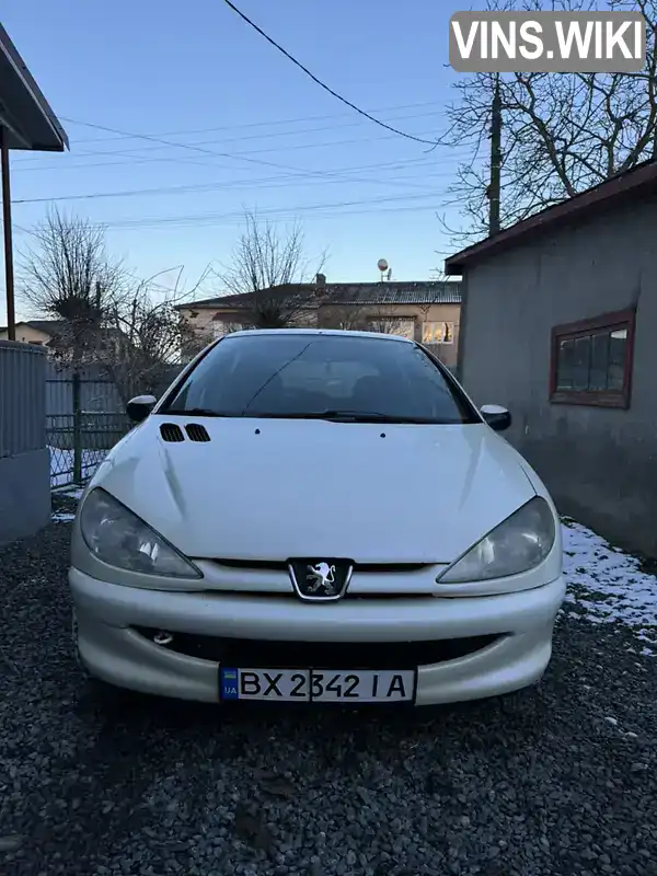 Хетчбек Peugeot 206 1999 1.39 л. Автомат обл. Хмельницька, Теофіполь - Фото 1/21