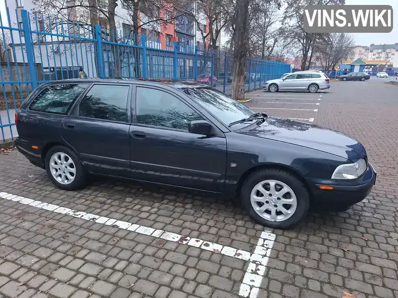 Универсал Volvo V40 1999 1.87 л. Ручная / Механика обл. Закарпатская, Ужгород - Фото 1/14