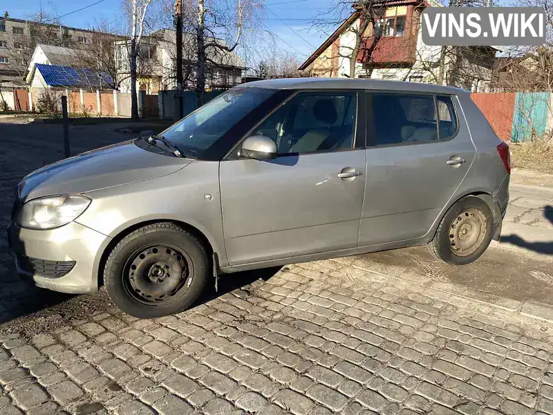 Хетчбек Skoda Fabia 2012 1.6 л. Ручна / Механіка обл. Харківська, Харків - Фото 1/11