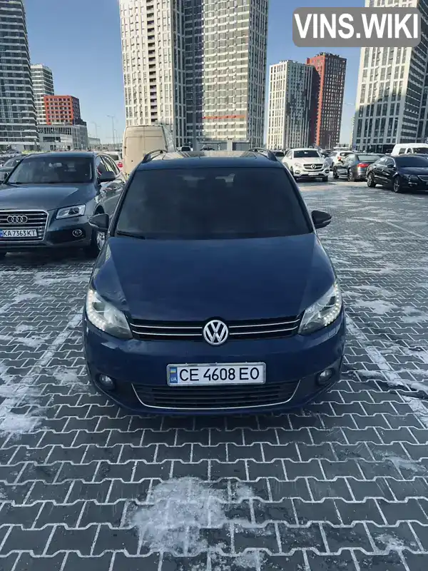 Мінівен Volkswagen Touran 2012 1.97 л. Ручна / Механіка обл. Чернівецька, Чернівці - Фото 1/21