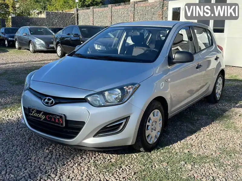 Хетчбек Hyundai i20 2013 1.4 л. Ручна / Механіка обл. Одеська, Одеса - Фото 1/21