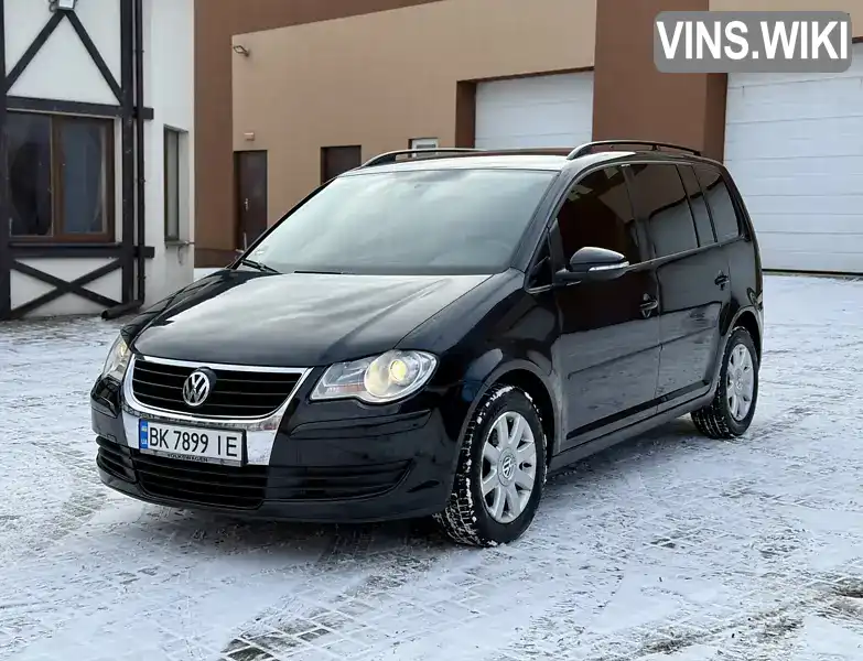 Мінівен Volkswagen Touran 2010 1.39 л. Автомат обл. Рівненська, Рівне - Фото 1/21