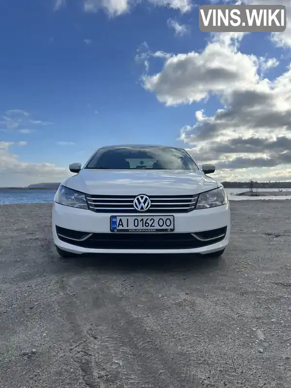 Седан Volkswagen Passat 2014 1.8 л. Автомат обл. Київська, Обухів - Фото 1/21