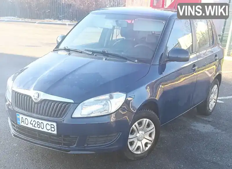 Хетчбек Skoda Fabia 2014 1.6 л. Ручна / Механіка обл. Закарпатська, Ужгород - Фото 1/21