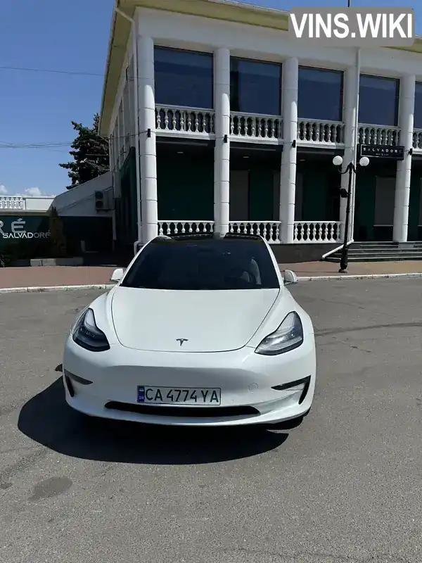 Седан Tesla Model 3 2019 null_content л. обл. Черкасская, Черкассы - Фото 1/18