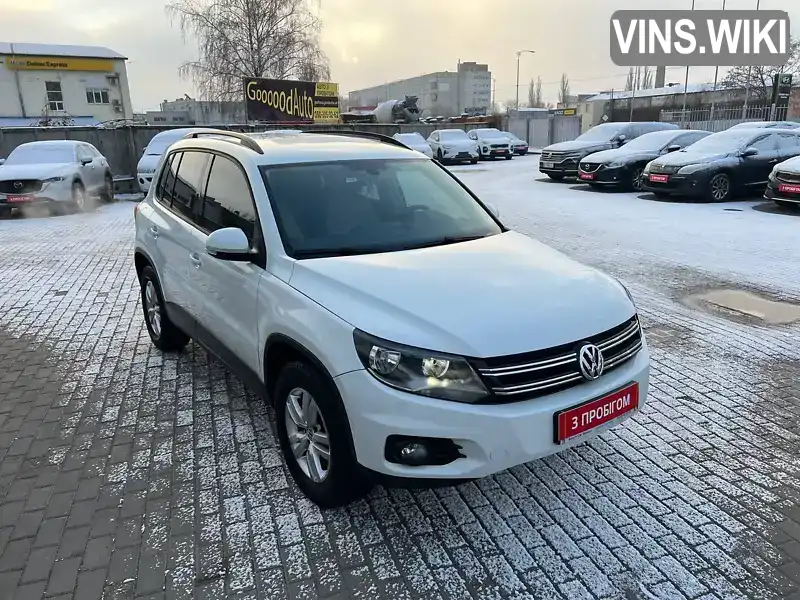 WVGAV7AXXHK039815 Volkswagen Tiguan 2017 Внедорожник / Кроссовер 1.98 л. Фото 6