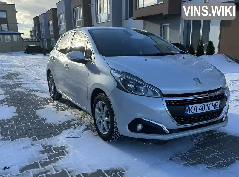 Хетчбек Peugeot 208 2017 1.2 л. Робот обл. Чернівецька, Чернівці - Фото 1/14