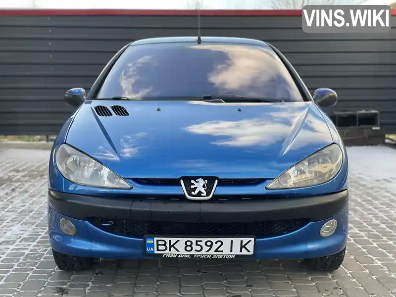 Хэтчбек Peugeot 206 2003 1.12 л. Ручная / Механика обл. Ровенская, Радивилов - Фото 1/21