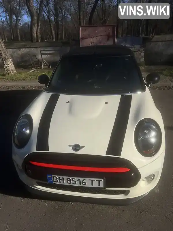 Кабріолет MINI Convertible 2018 1.5 л. обл. Одеська, Одеса - Фото 1/5