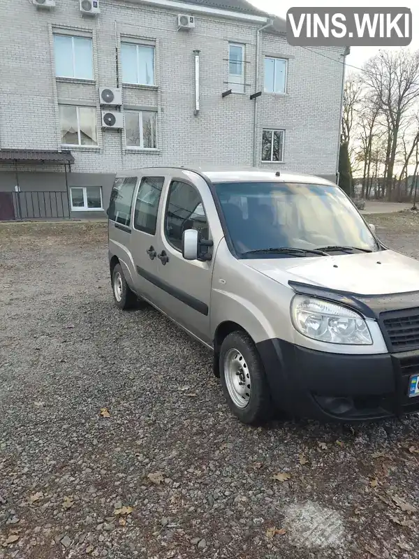 Минивэн Fiat Doblo 2007 1.3 л. Ручная / Механика обл. Черкасская, Умань - Фото 1/21