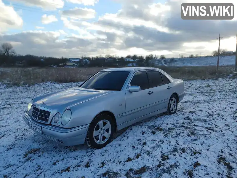 Седан Mercedes-Benz E-Class 1997 2.3 л. Автомат обл. Черкаська, Золотоноша - Фото 1/20