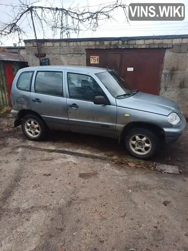 Внедорожник / Кроссовер Chevrolet Niva 2005 1.69 л. Ручная / Механика обл. Одесская, Одесса - Фото 1/4