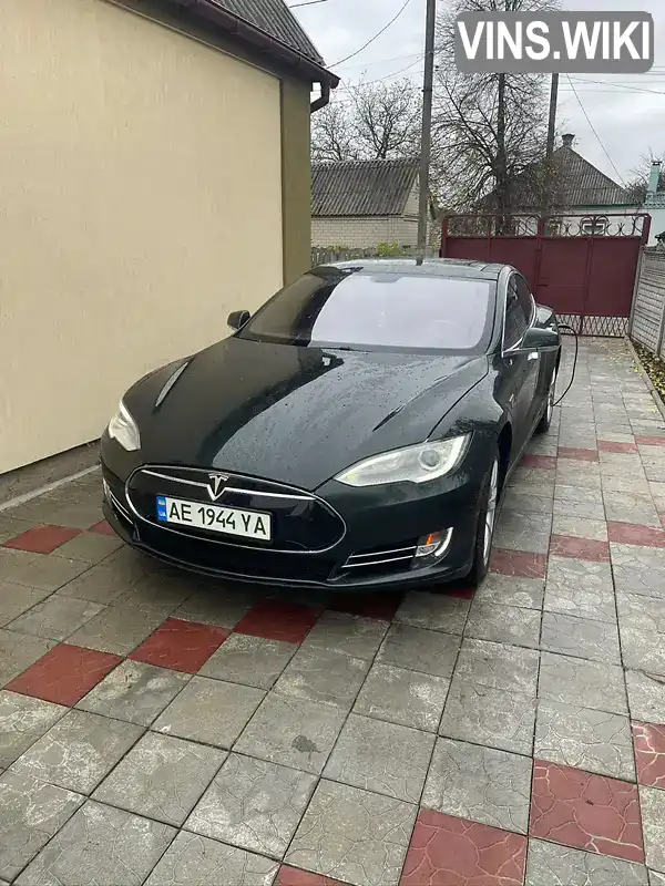 Ліфтбек Tesla Model S 2013 null_content л. Автомат обл. Дніпропетровська, Дніпро (Дніпропетровськ) - Фото 1/13