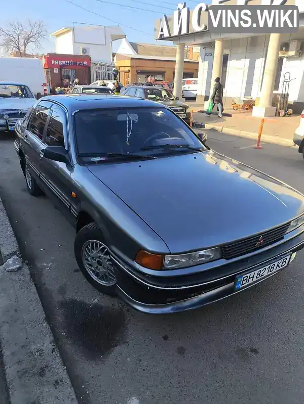 JMBLNE33AKZ525362 Mitsubishi Galant 1989 Седан  Фото 1