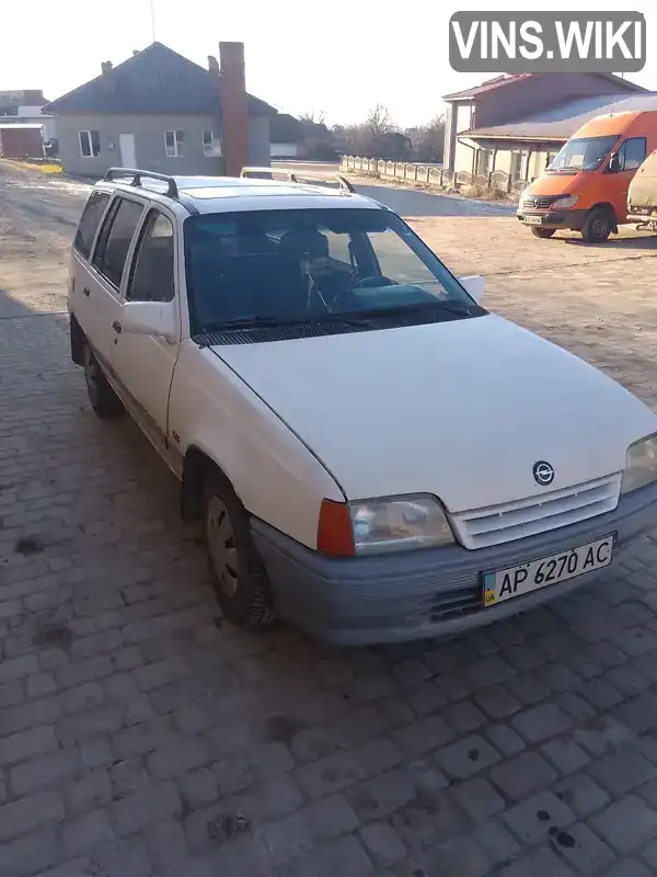 Универсал Opel Kadett 1991 1.6 л. Ручная / Механика обл. Черновицкая, Черновцы - Фото 1/10