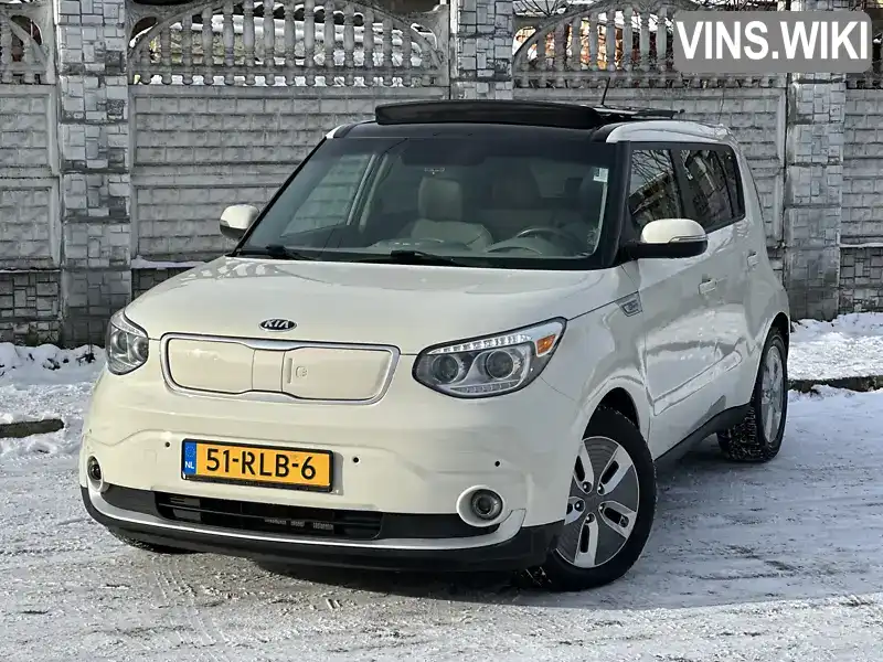 Внедорожник / Кроссовер Kia Soul 2017 null_content л. Автомат обл. Львовская, Стрый - Фото 1/21