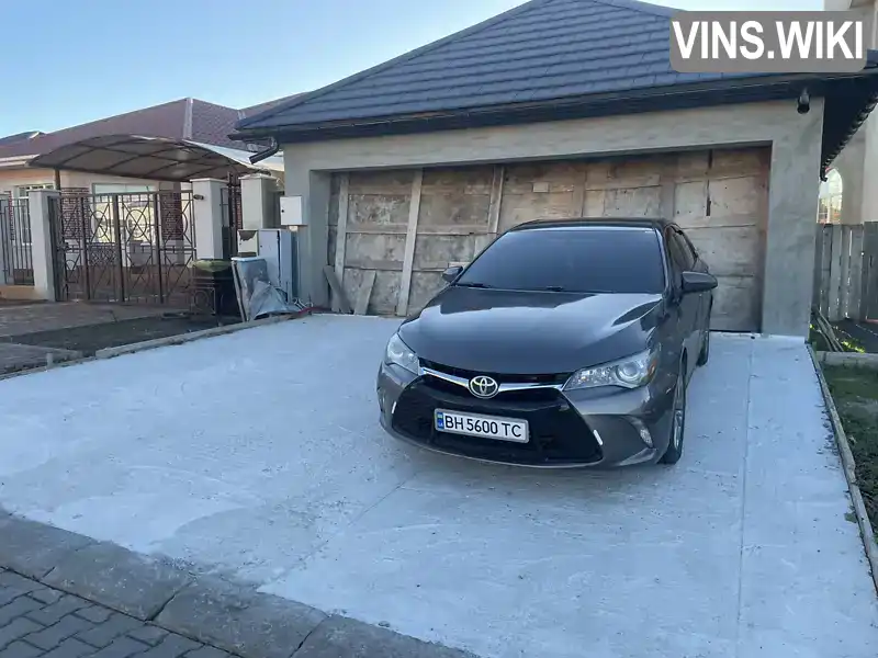 Седан Toyota Camry 2015 2.49 л. Автомат обл. Одесская, Одесса - Фото 1/21