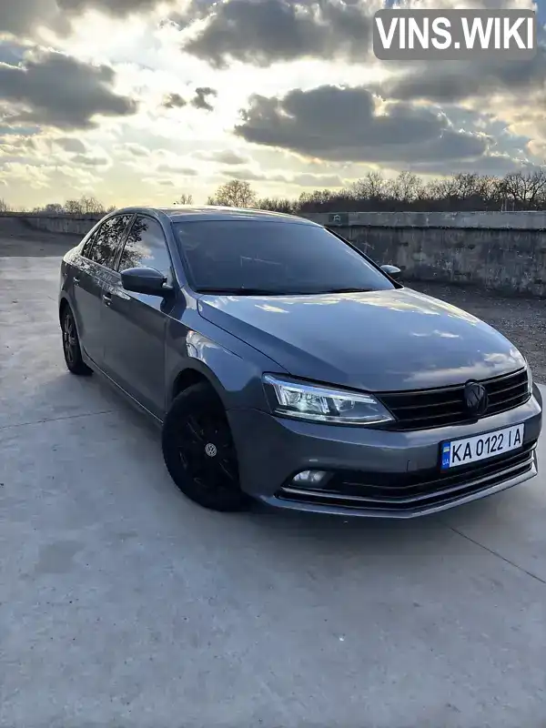 Седан Volkswagen Jetta 2015 2 л. Автомат обл. Днепропетровская, Павлоград - Фото 1/13