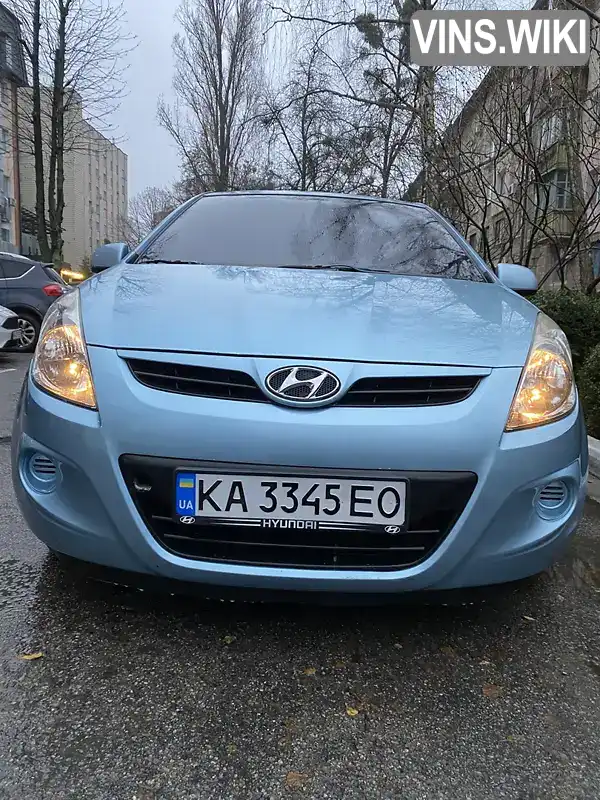 Хэтчбек Hyundai i20 2011 1.4 л. Автомат обл. Киевская, Киев - Фото 1/11