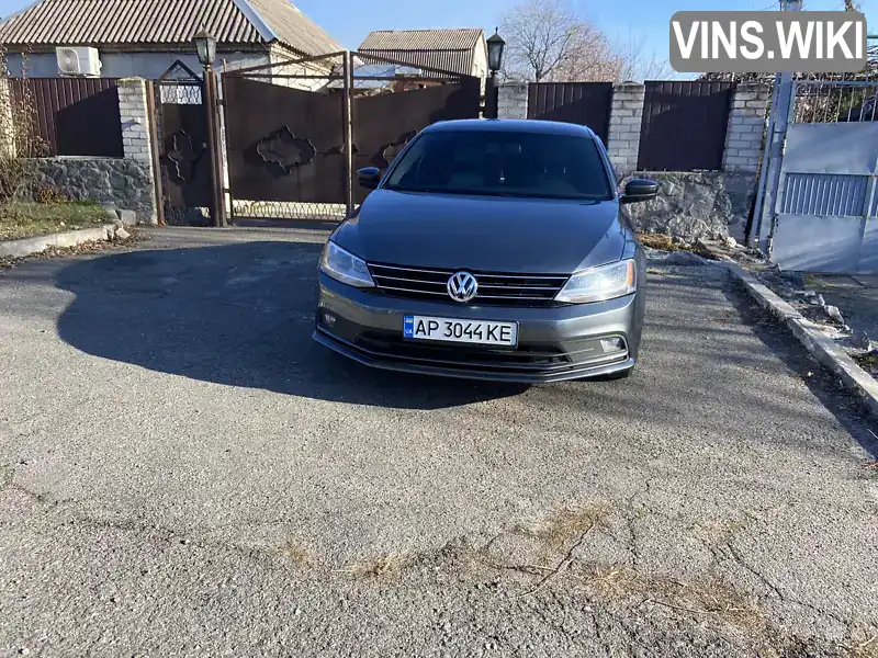 Седан Volkswagen Jetta 2015 1.8 л. Автомат обл. Запорожская, Запорожье - Фото 1/8