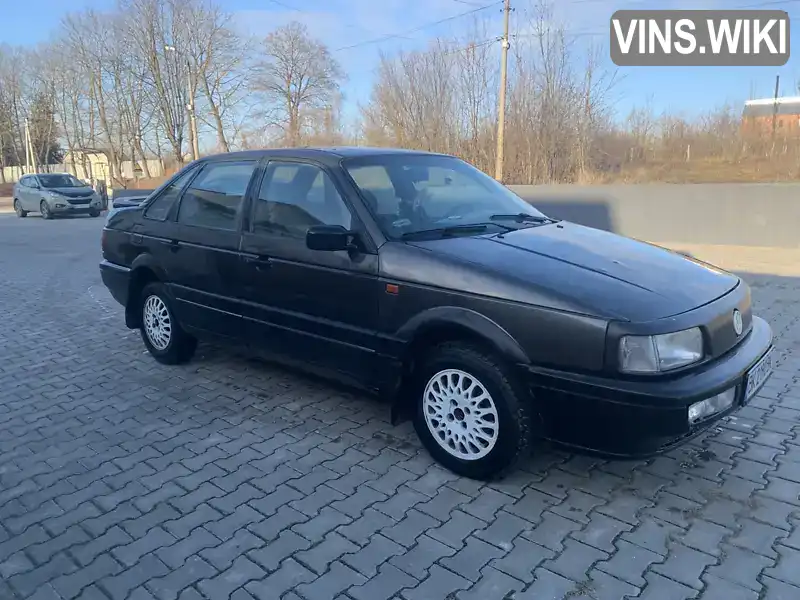 WVWZZZ31ZKE208688 Volkswagen Passat 1989 Седан 1.98 л. Фото 2