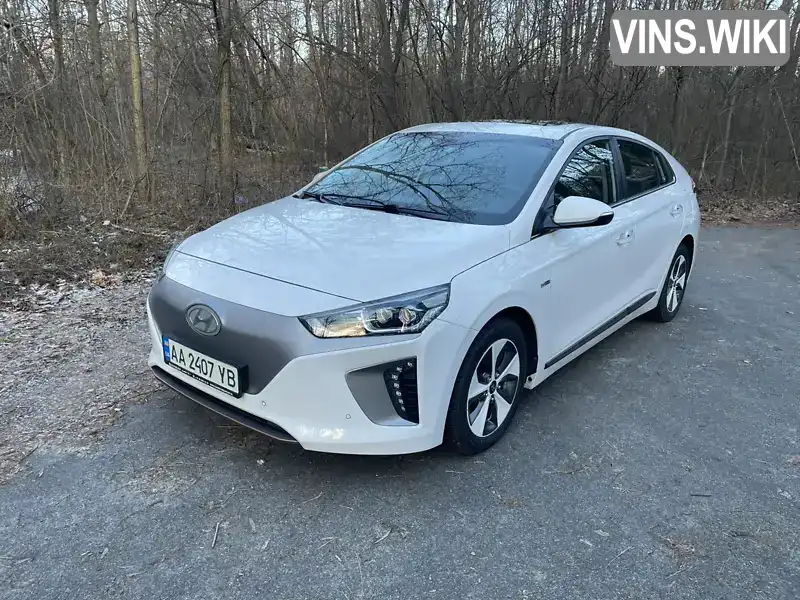 Хэтчбек Hyundai Ioniq 2017 null_content л. Автомат обл. Киевская, Киев - Фото 1/21