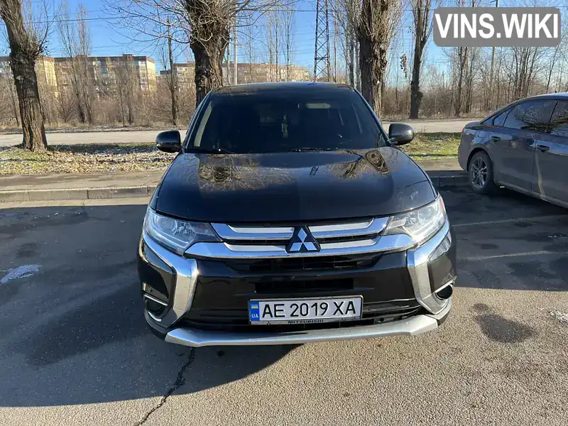 Внедорожник / Кроссовер Mitsubishi Outlander 2017 2.36 л. Вариатор обл. Днепропетровская, Кривой Рог - Фото 1/21