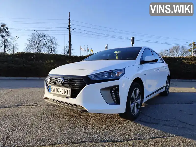 Хэтчбек Hyundai Ioniq 2018 1.58 л. Автомат обл. Житомирская, Житомир - Фото 1/21