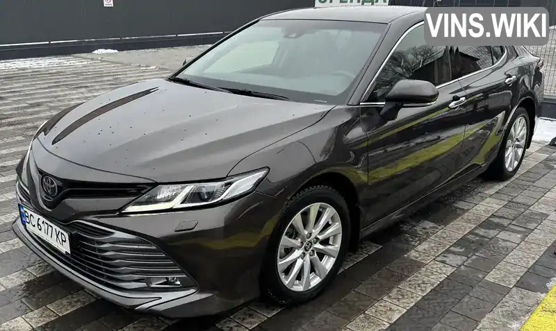 Седан Toyota Camry 2020 2.49 л. Автомат обл. Львовская, Львов - Фото 1/21