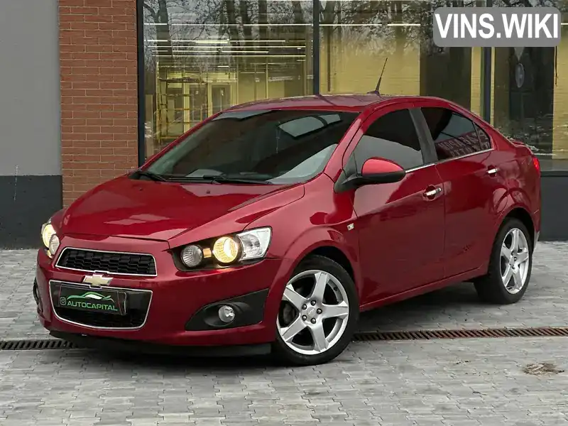 Седан Chevrolet Sonic 2014 1.36 л. Автомат обл. Київська, Київ - Фото 1/21