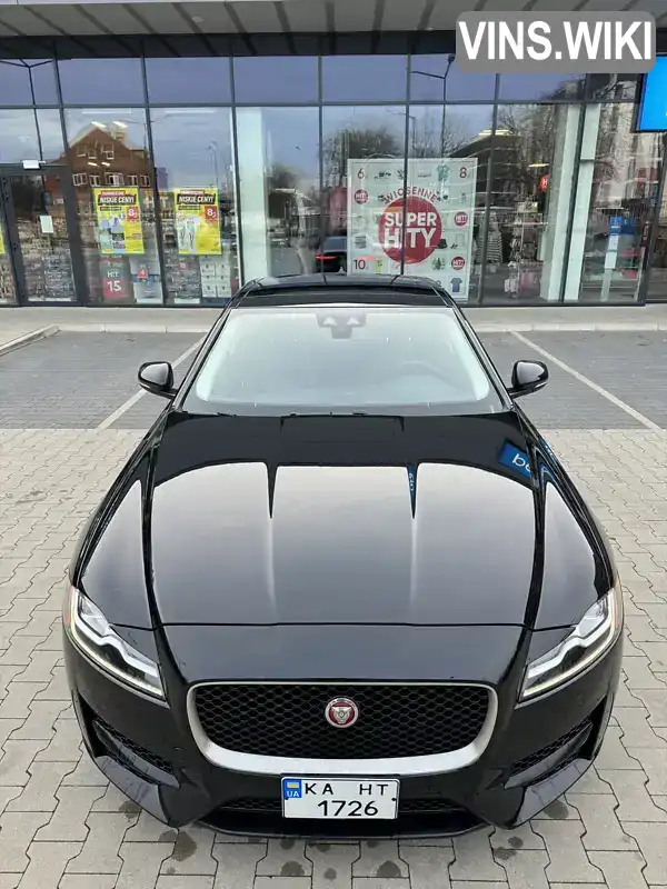 Седан Jaguar XF 2017 2 л. Автомат обл. Киевская, Киев - Фото 1/21