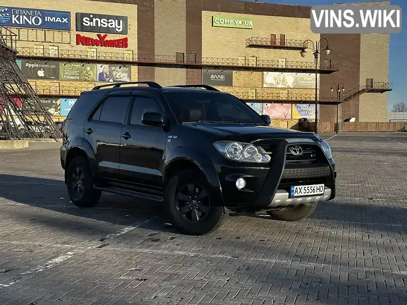 Позашляховик / Кросовер Toyota Fortuner 2007 4 л. Автомат обл. Харківська, Харків - Фото 1/21