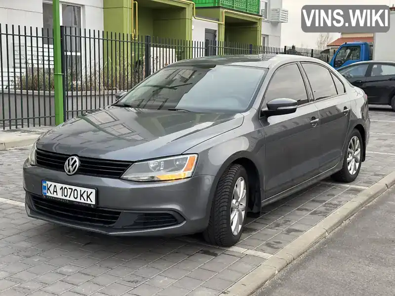 Седан Volkswagen Jetta 2012 2.5 л. Автомат обл. Киевская, Киев - Фото 1/15