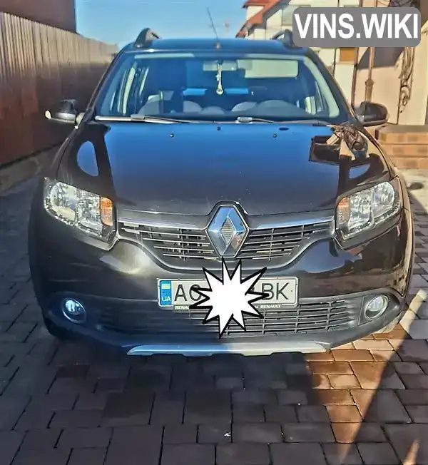 Хетчбек Renault Sandero 2015 1.46 л. Ручна / Механіка обл. Закарпатська, Ужгород - Фото 1/8