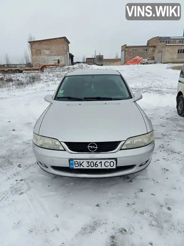 Седан Opel Vectra 2000 1.6 л. Ручна / Механіка обл. Рівненська, Дубровиця - Фото 1/21