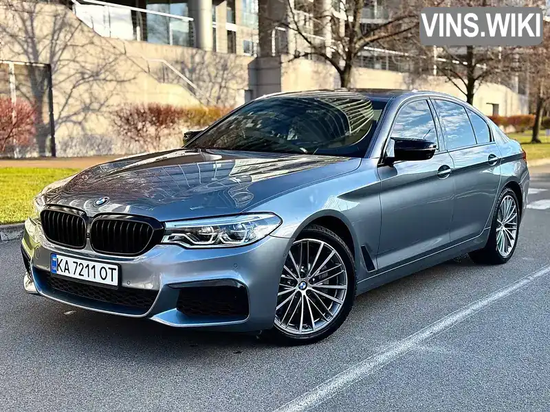 WBAJE5C57KWW13062 BMW 5 Series 2018 Седан 3 л. Фото 1