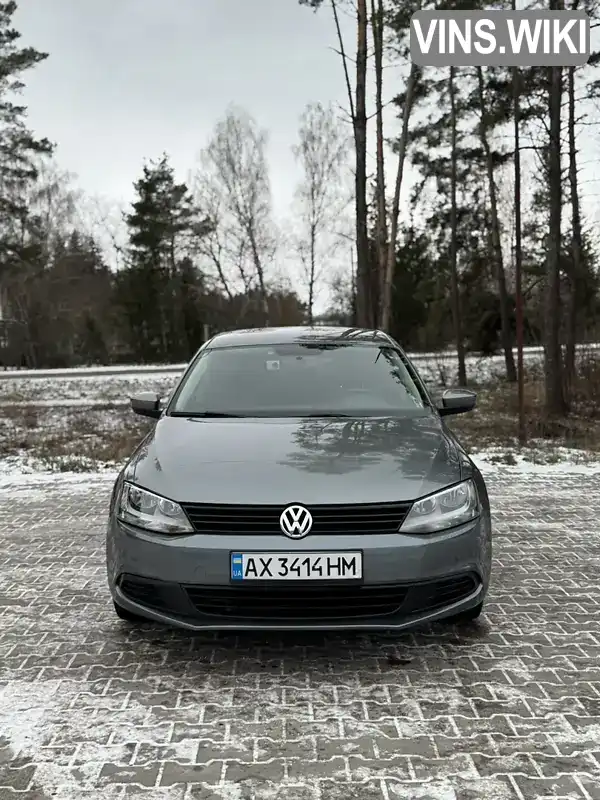 Седан Volkswagen Jetta 2014 2 л. Автомат обл. Сумская, Глухов - Фото 1/16