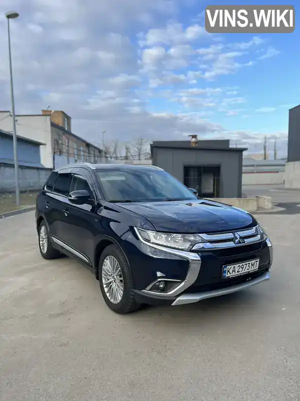 Позашляховик / Кросовер Mitsubishi Outlander 2016 3 л. Автомат обл. Київська, Київ - Фото 1/21