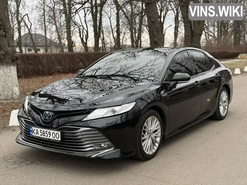 Седан Toyota Camry 2020 2.5 л. Автомат обл. Киевская, Белая Церковь - Фото 1/21