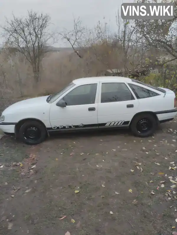 W0L000089L5330036 Opel Vectra 1990 Ліфтбек 2 л. Фото 2