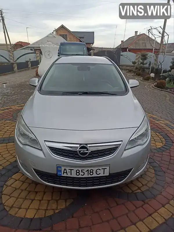 Универсал Opel Astra 2012 1.3 л. Ручная / Механика обл. Ивано-Франковская, Коломыя - Фото 1/11