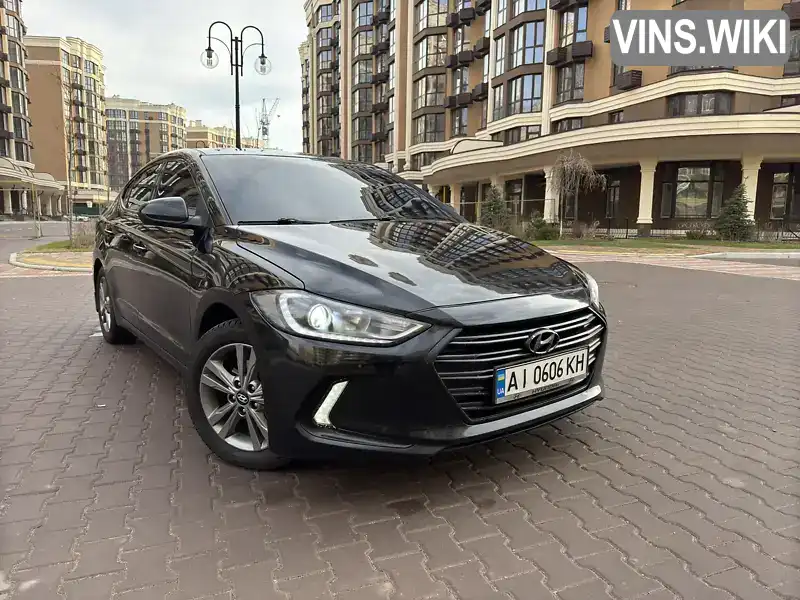 Седан Hyundai Elantra 2018 2 л. Автомат обл. Киевская, Киев - Фото 1/13